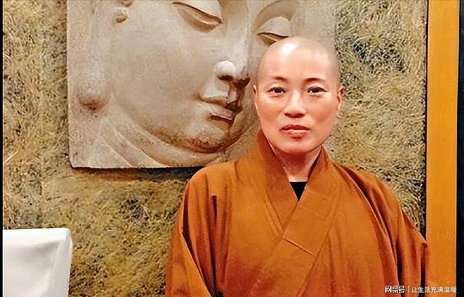 揭秘尼姑庵：年轻尼姑与频繁香客背后的真相 - 7