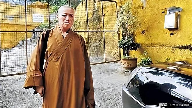 揭秘尼姑庵：年轻尼姑与频繁香客背后的真相 - 9