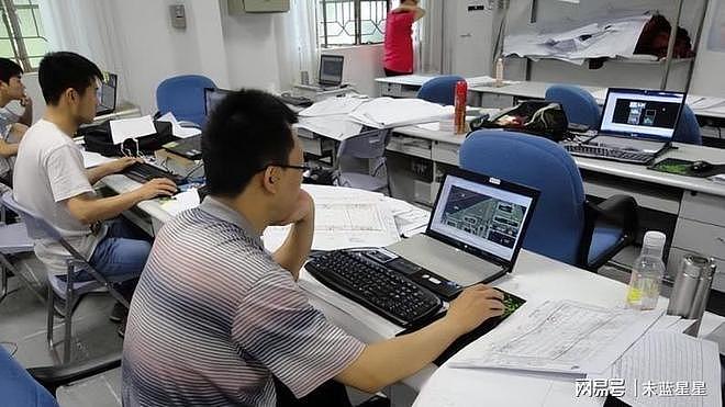 新一轮“下岗潮”要来了？三大行业即将面临失业，早知道早准备 - 13