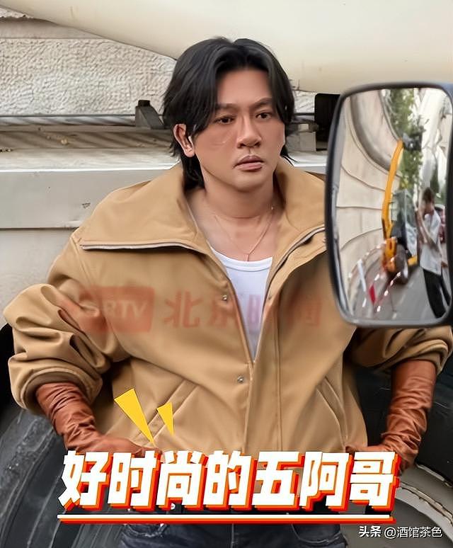 苏有朋近况曝光！53岁不婚不育，面相大变，网友不敢相信是本人 - 4