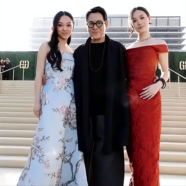 63岁李连杰首次回应，与前妻两个女儿真实关系曝光！原来我们都错了（组图） - 9