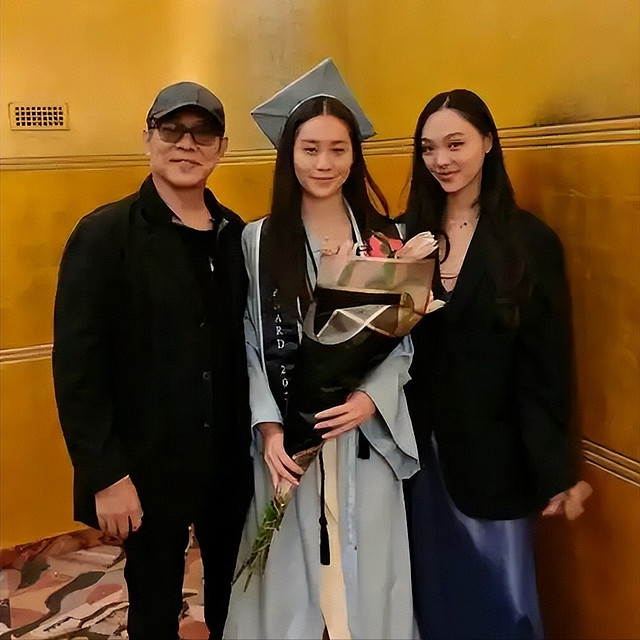63岁李连杰首次回应，与前妻两个女儿真实关系曝光！原来我们都错了（组图） - 10