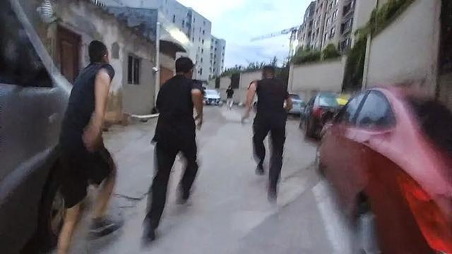 毒贩悬赏缉毒警“一颗人头200万，一只手30万”…… - 1