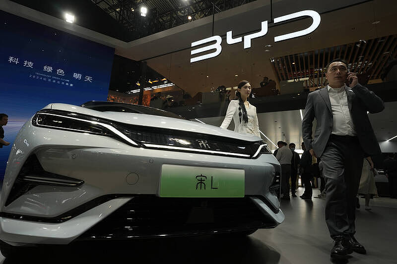 下半年中国推出156款新车，小型车企恐倒一片 - 1
