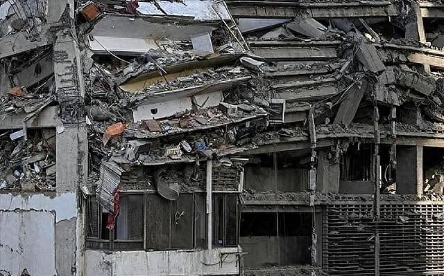 委内瑞拉双强震遇难人数猛增！超5.7万人失联，废墟中仍有人求救（组图） - 25