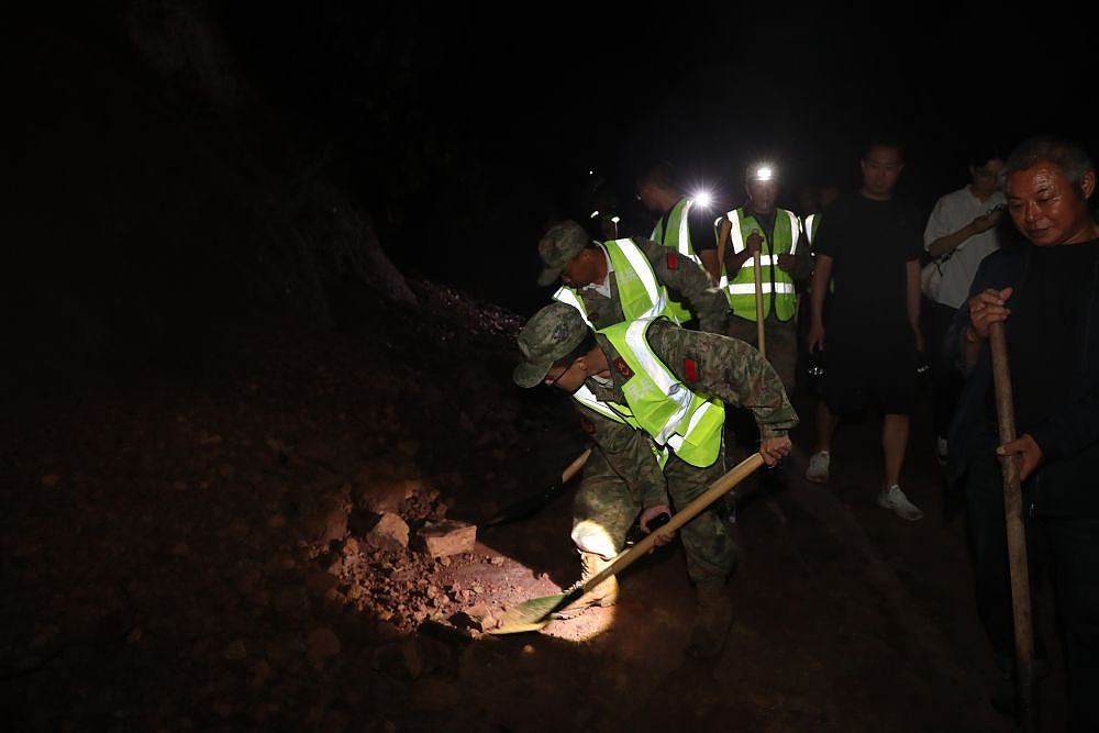 四川宜宾5.5级地震13人伤，成都重庆震感明显　居民：太恐怖了（组图） - 8