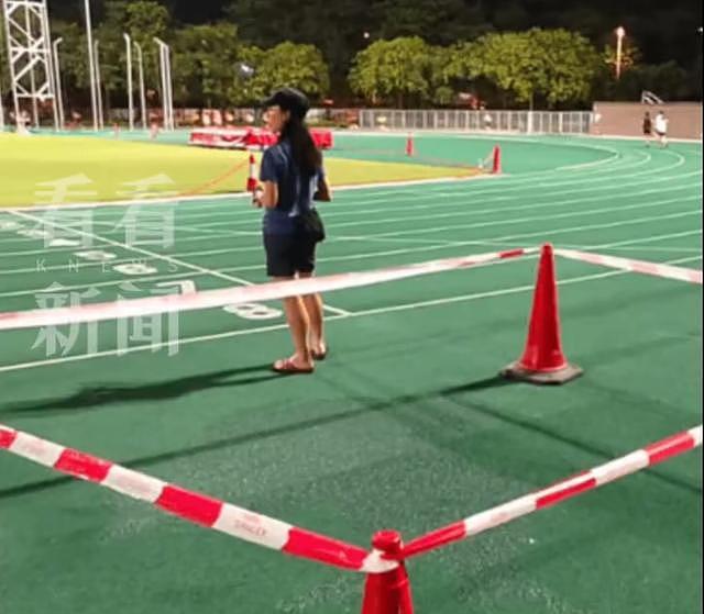 11岁男童跑完400米坐在地上，呕吐昏厥后身亡（图） - 1
