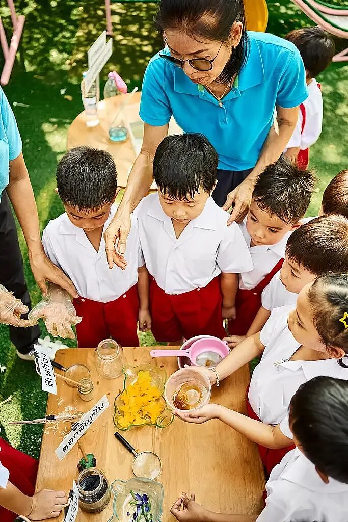为摆脱高考去泰国上学的中国中产父母开始后悔了 - 5