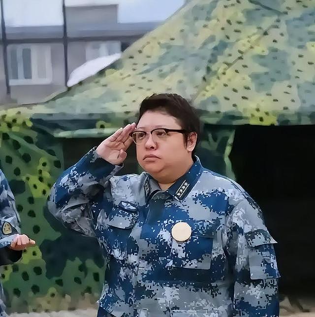 走面风波再升级!央视主持人张泽群爆料,韩红宣布退出公益行业 - 8