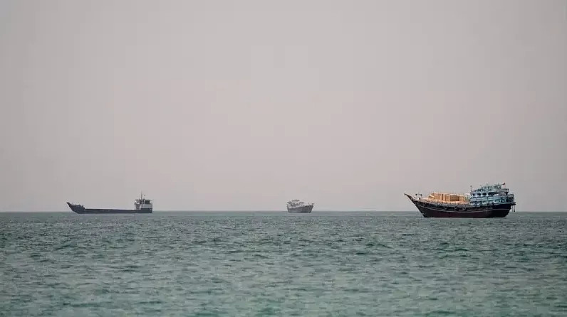 伊朗放话管定霍尔木兹海峡,警告阿曼勿扯他国插手 - 1