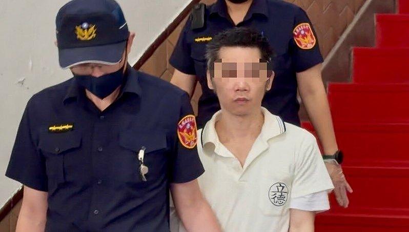 他叫女友替3儿自慰再拍成性爱片，性侵还要求“3P”（图） - 1