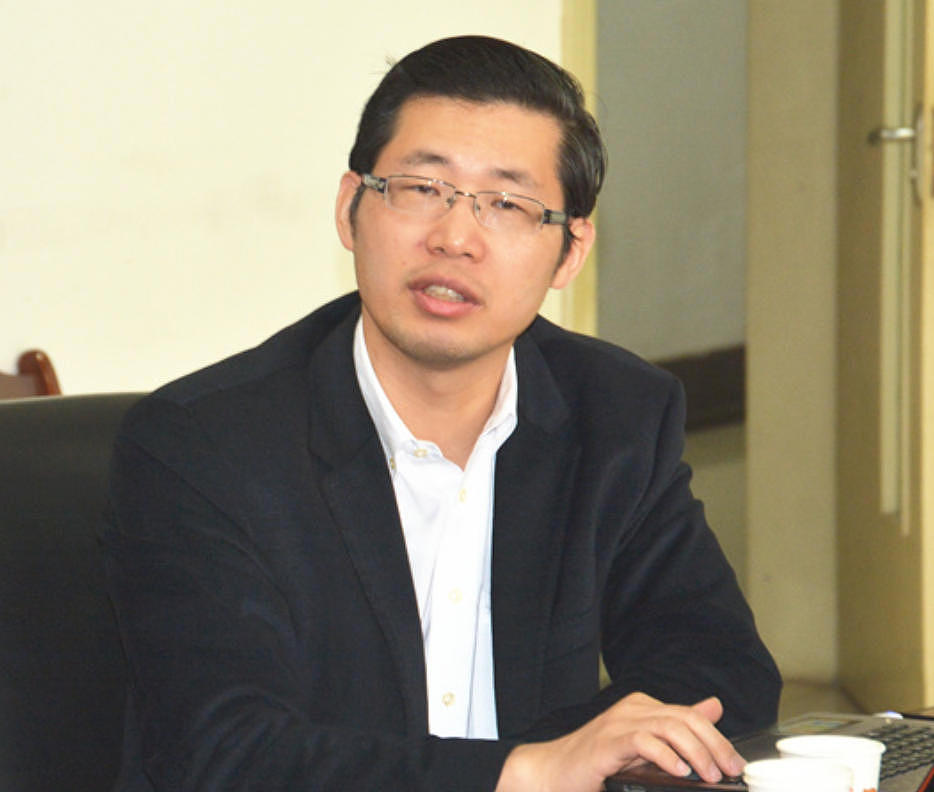 前清华学者办讲座 ,疑因唱衰中国经济遭举报(图) - 1