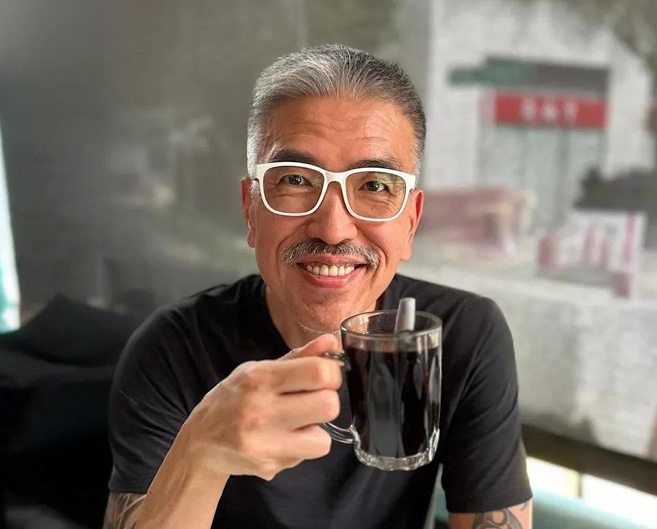 台湾音乐人屠颖广州酒店跑步摔倒，重伤不治！家属控诉酒店只顾拍照不救人（组图） - 2