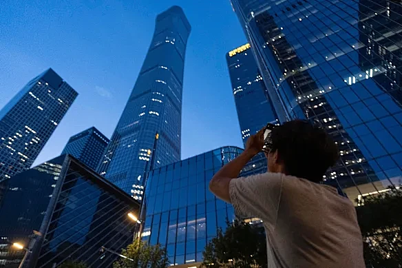 澳媒：北京飞行员驾机撞中信大厦，官方称其日记多次写“自杀” - 2