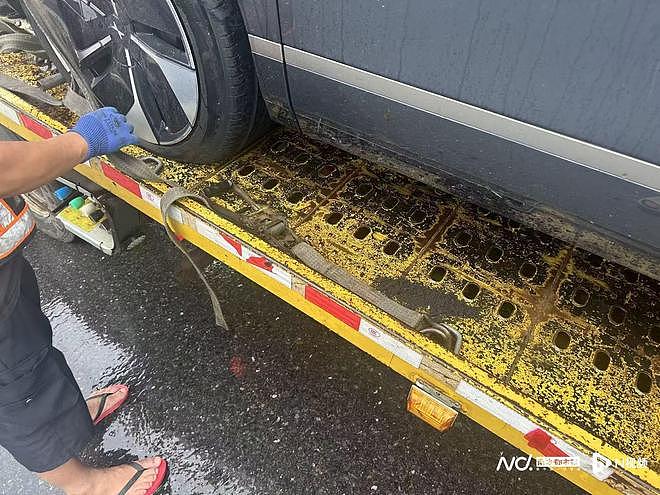 新车仅200公里爆胎,车主质疑小鹏GX预警设计存隐患 - 3
