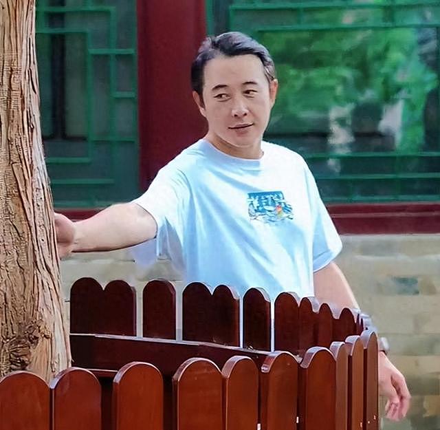 罗晋:我这辈子最正确的决定,就是错过苗圃后,娶了比我火的唐嫣 - 1