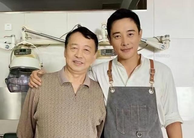 罗晋:我这辈子最正确的决定,就是错过苗圃后,娶了比我火的唐嫣 - 16