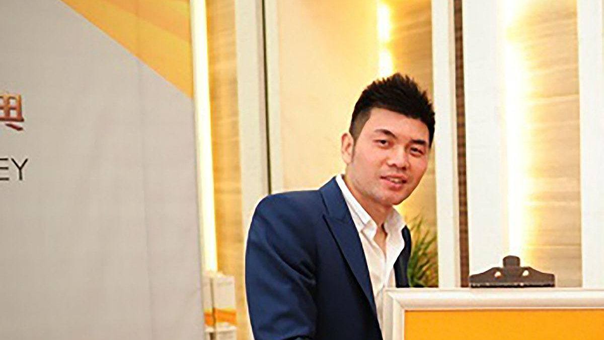 太子集团军师在日被捕,去年10月持高级人才签证辗转高级酒店 - 1
