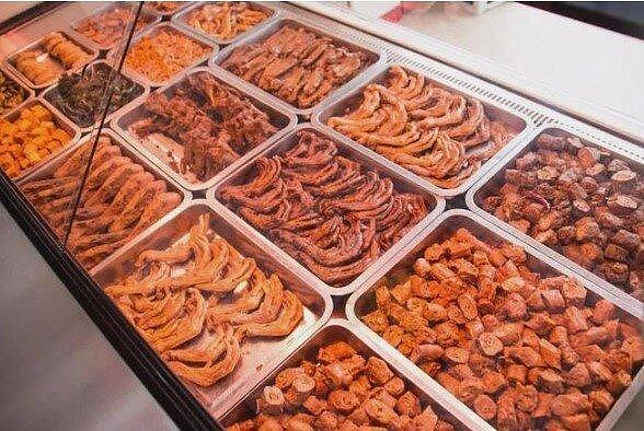 关4000家、亏损破亿 中“零食界爱马仕”为何卖不动? - 2