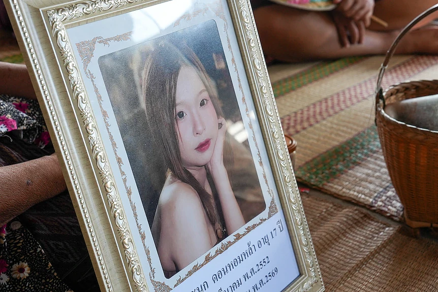 17岁泰国少女被澳男杀害并被藏尸旅行箱,死者家属:不要赔偿,只要凶手付出代价 - 2