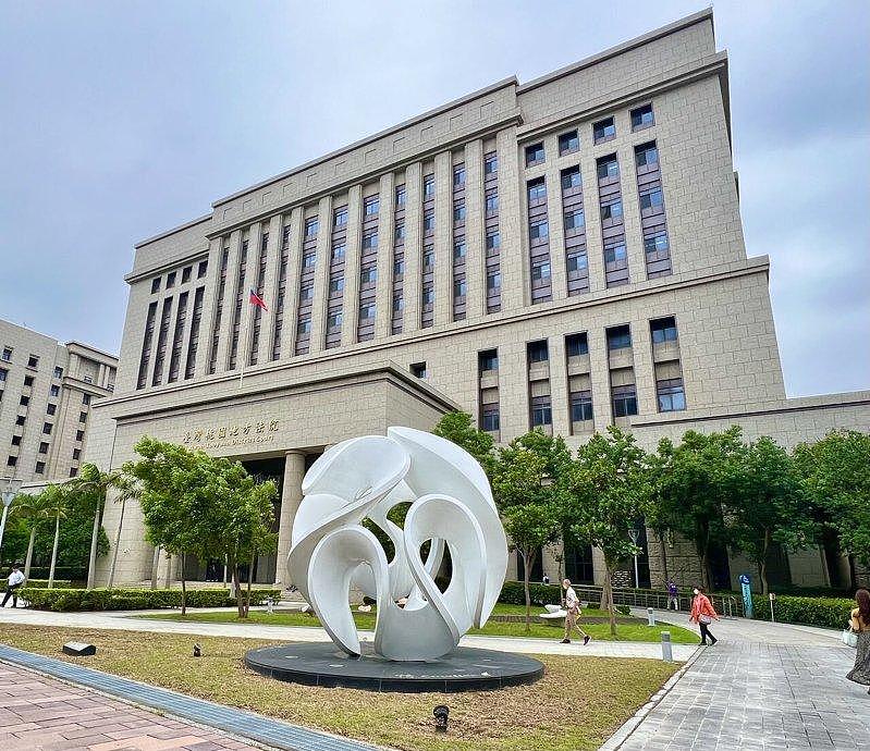 退休翁对3岁孙女伸狼爪，孙目睹手势成铁证，遭判5年（图） - 1