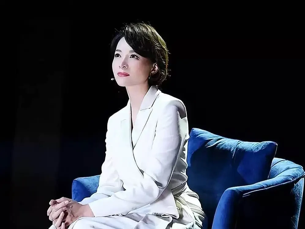 董卿淡出真相曝光!消失4年的她到底经历了什么 - 6