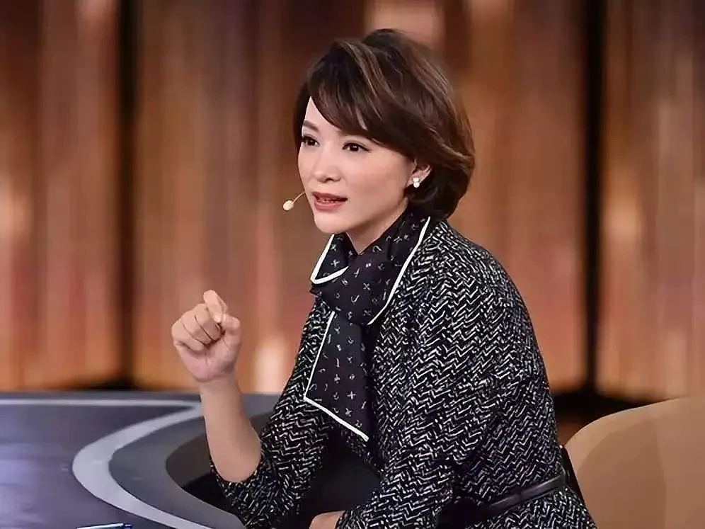 董卿淡出真相曝光!消失4年的她到底经历了什么 - 12