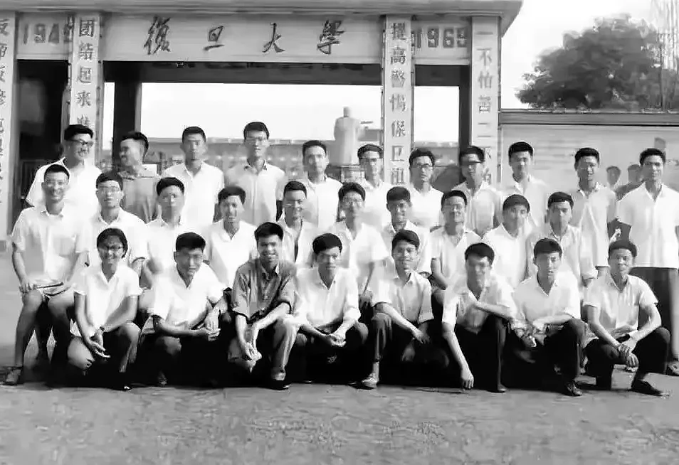 董卿淡出真相曝光!消失4年的她到底经历了什么 - 18