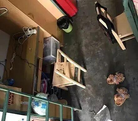 清华大学因“宿舍太差”冲上热搜!网友辣评:狗看了都摇头! - 23