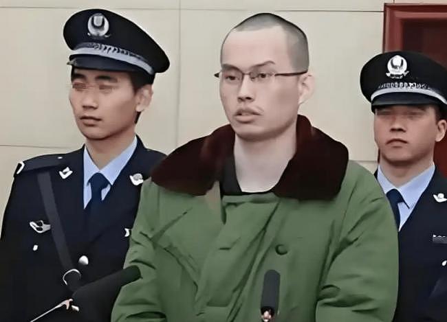 复旦高材生毒杀室友，177名师生联署求情 - 2