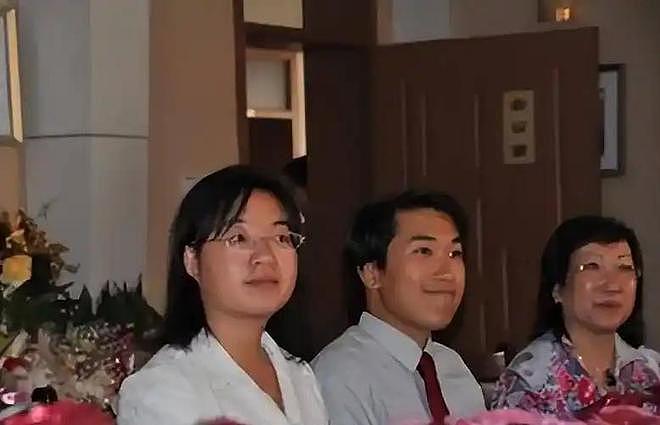 魏敏芝近况：在美国当导演、全家定居夏威夷，如今40岁胖到不敢认 - 23