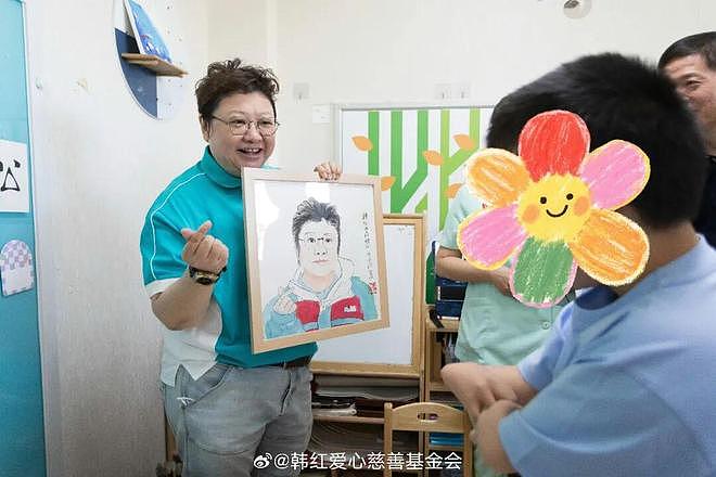 3秒钟，差点毁了韩红基金会（组图） - 9