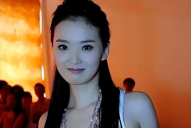 王艳熬出头了,婆婆去世、儿子转性、老公失联,终于能放手做自己(组图) - 30