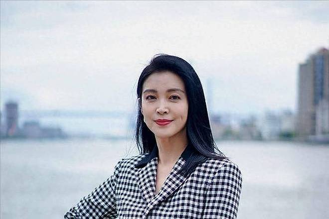隐退10年原因曝光:李冰冰曾自曝患不治之症,跟亲妹冷战整整3月(组图) - 20