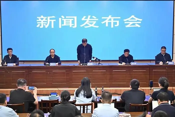 山西长治市长陈向阳辞职,当地煤矿爆炸致82人死亡(组图) - 3