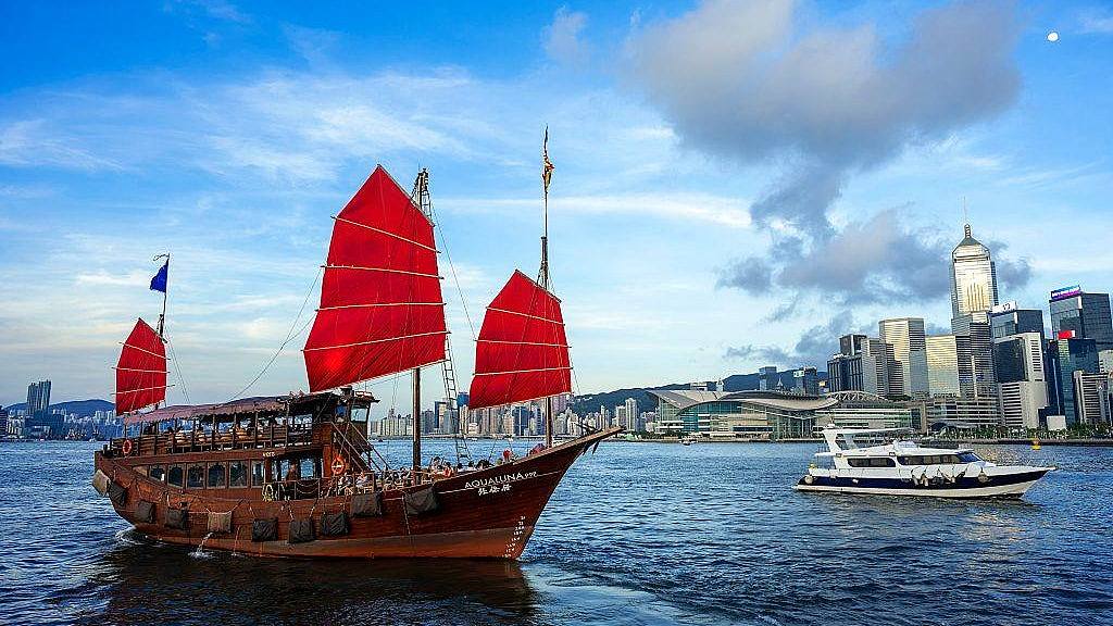 全球奢华消费最贵城市!新加坡连续第4年居首,香港下跌一位(组图) - 1