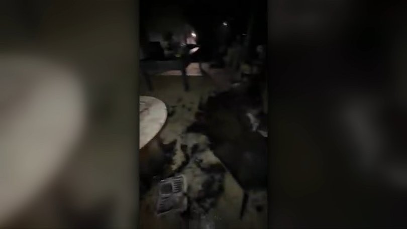 扫地机器人突然爆炸！澳男全身近80%烧伤，房屋被毁生命垂危（组图） - 3