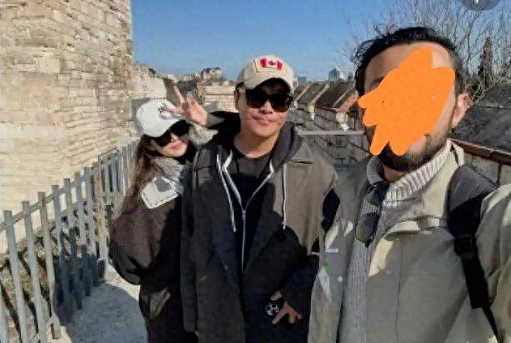 和佟丽娅离婚5年后,陈思诚带小21岁女友游遍多国,状态天差地别(组图) - 1