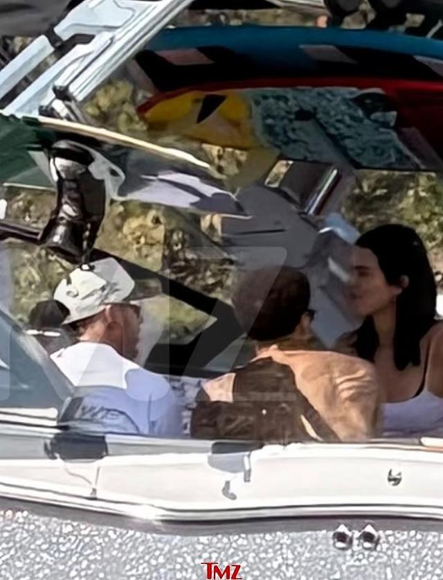 破分手传闻！汉密尔顿与卡戴珊一家度假，比伯和海莉夫妇也在 - 9