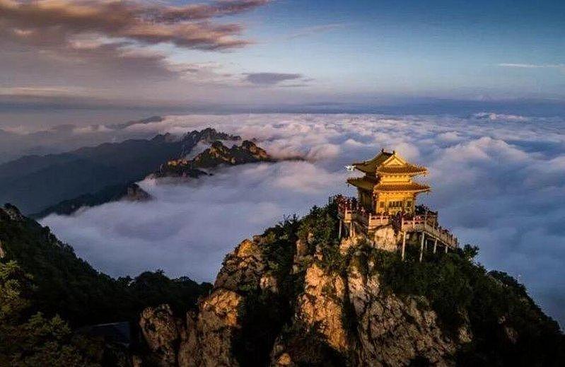 老君山景区月薪6万招“云海观察员”，全中国仅选1人 - 1