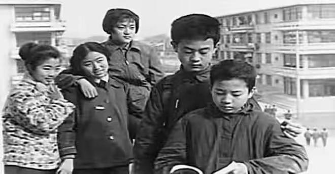 48年前，11岁就考上中科大，被看好拿诺奖的神童谢彦波，现在怎样了 - 6