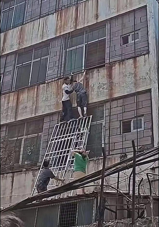 直击福建晋江鞋厂火灾现场：救援基本结束，火场勘验人员入场 - 10