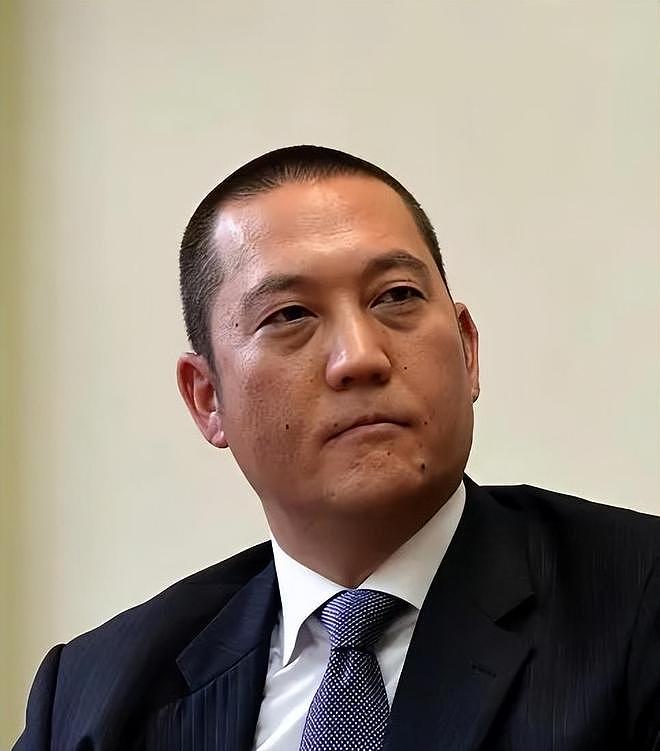 蒋万安被当面问懵:你连中国人都不认,凭啥张罗把两蒋灵柩迁回大陆? - 2