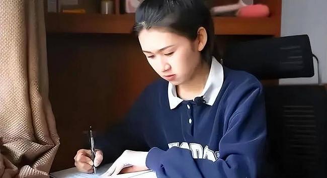 从工厂女工到世界冠军,中国00后女孩逆袭成人生赢家 - 5