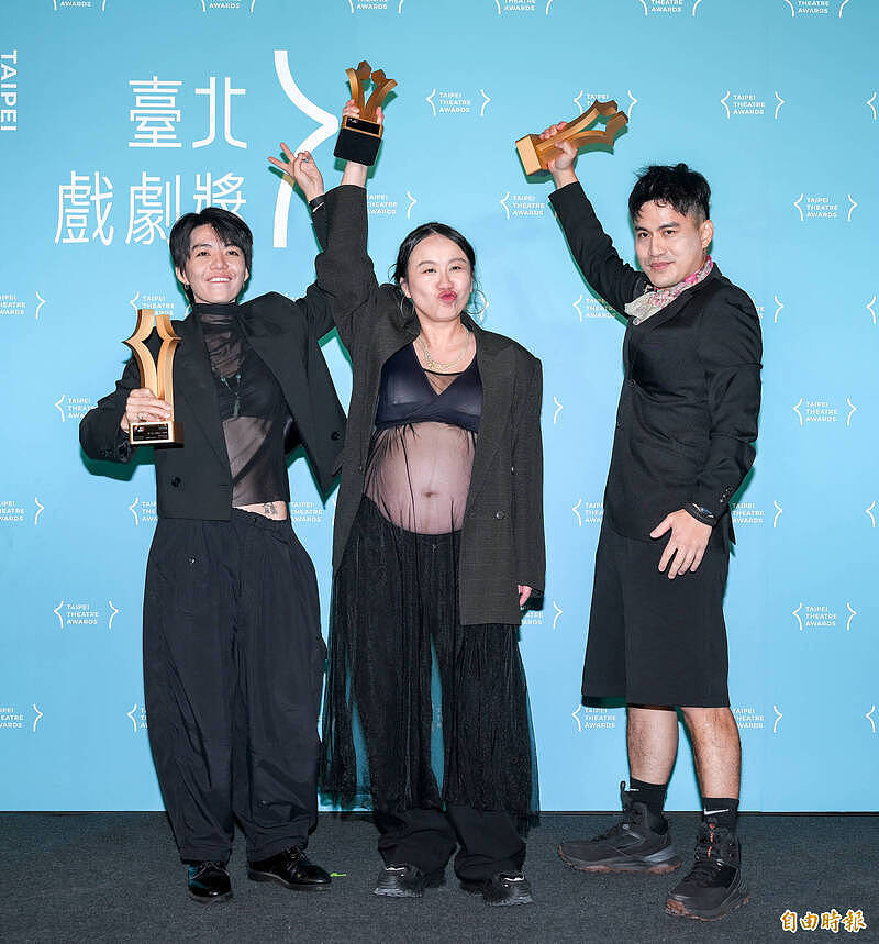 台湾女导演怀上弟弟孩子,引爆热议!医生称“不算乱伦”,只因…(图) - 1