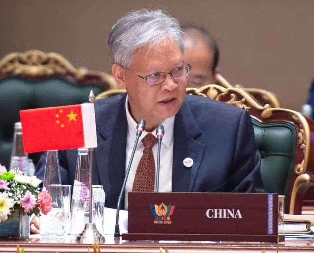 被指大量向印度人发签证,中国驻印大使遭网暴 - 1
