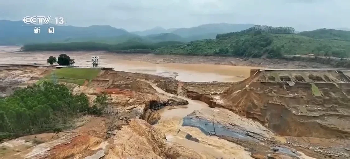 广西六蓝水库溃坝致26死:老旧水库如何应对极端降雨? - 8