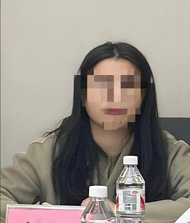 官媒点名不到24小时，长沙彭女士再迎三大噩耗！停职只是一个开始（组图） - 1