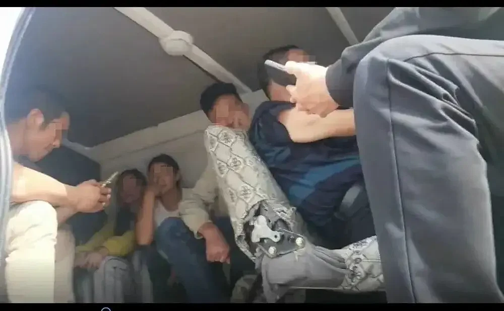 “高薪招工”骗局暗访：钱交了，活干了，人被辞了...（组图） - 3
