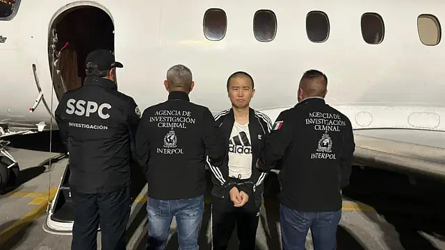 北大高材生变身“芬太尼之王”！成墨西哥毒枭座上宾，现实版绝命毒师（组图） - 9